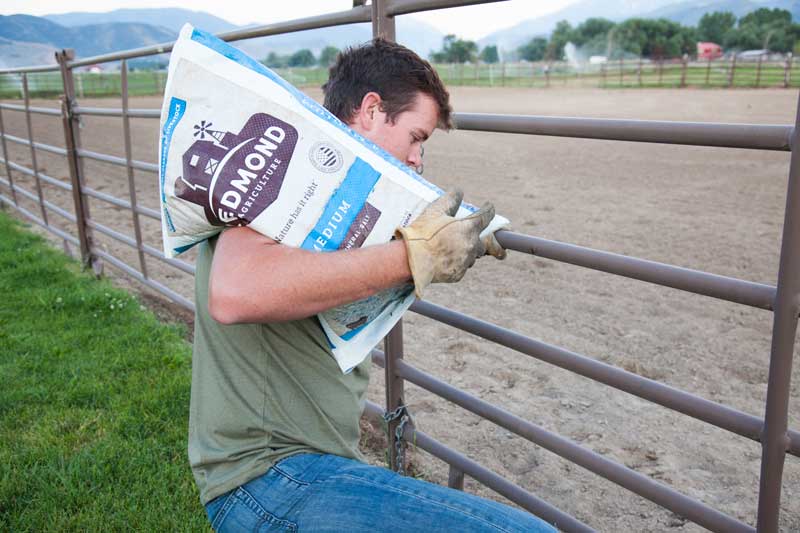 https://5830144.fs1.hubspotusercontent-na1.net/hubfs/5830144/Redmond_Agriculture_August2021/images/rancher-redmond-salt.jpg