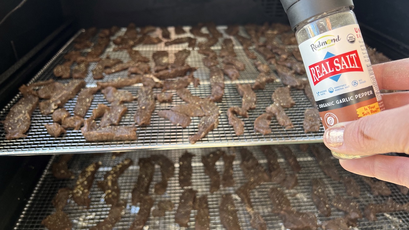 Sweet & Smoky Venison Jerky Recipe - Bowhunter